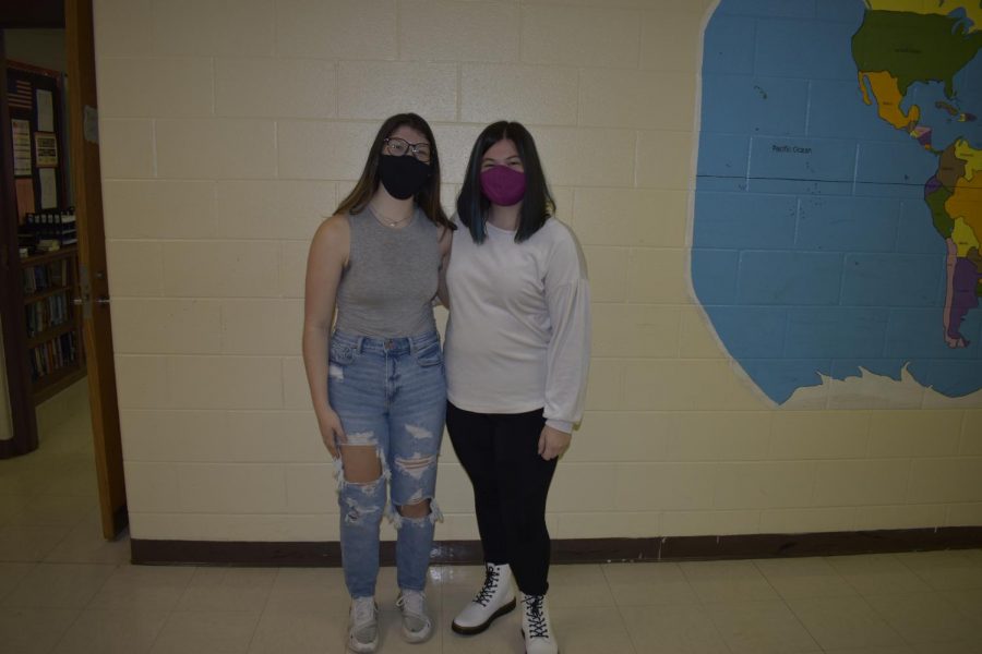 Ehs students go to college for play
