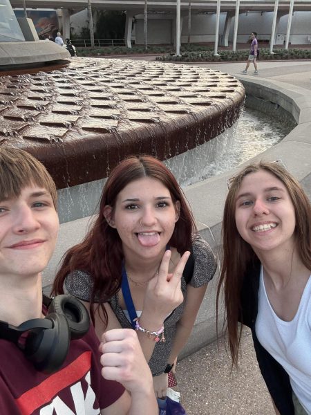 Band students pose for a selfie in Orlando.